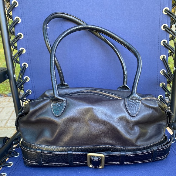 Danier Leather Shoulder Bag - EUC - Picture 1 of 13